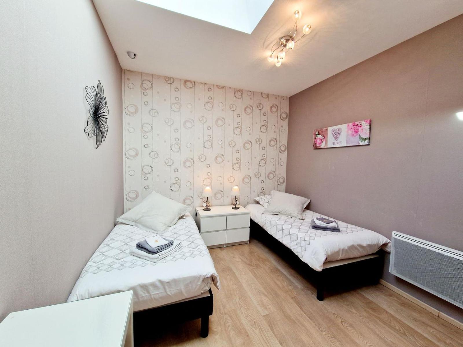 Bed and Breakfast Les Jardins De La Grange Rezonville Exterior foto